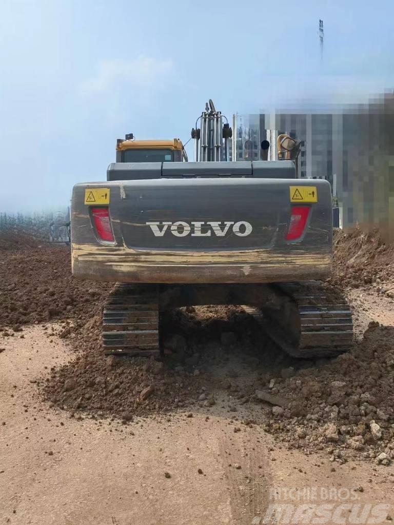 Volvo ec200d Midi excavators  7t - 12t
