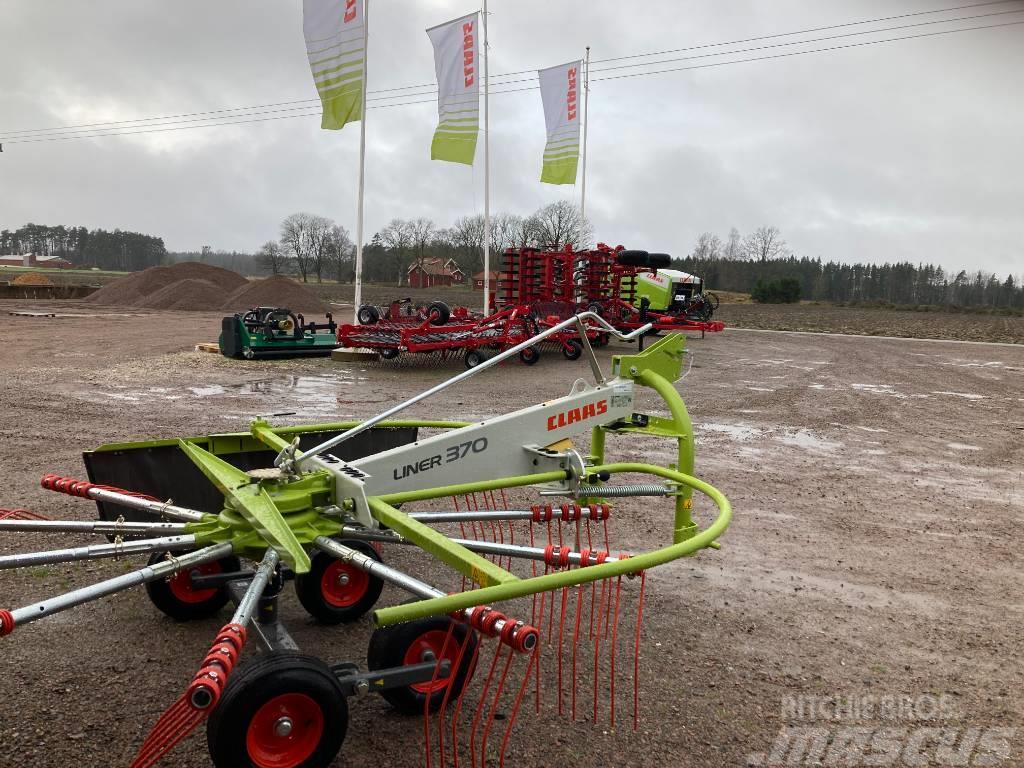 CLAAS Liner 370 Windrowers