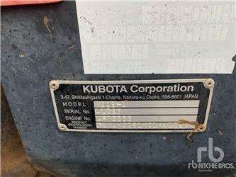 Kubota K008T4