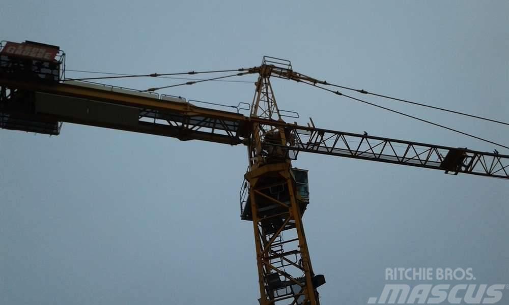 Potain MD 235 J12 Tower cranes