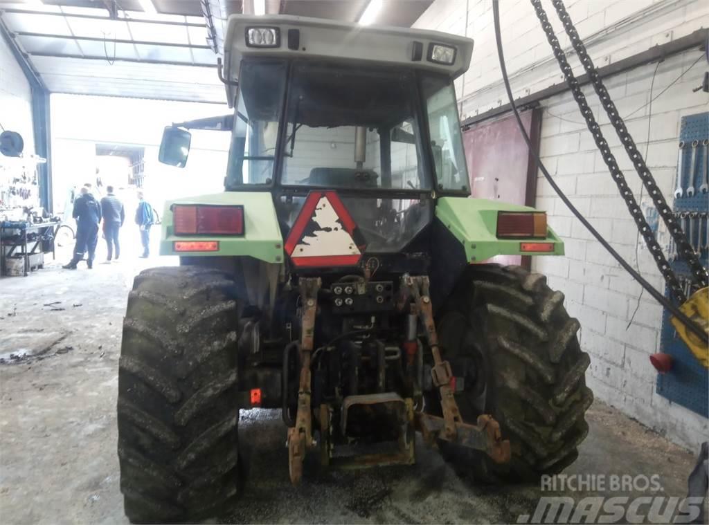 Deutz-Fahr Agrostar 6.11 Tractors