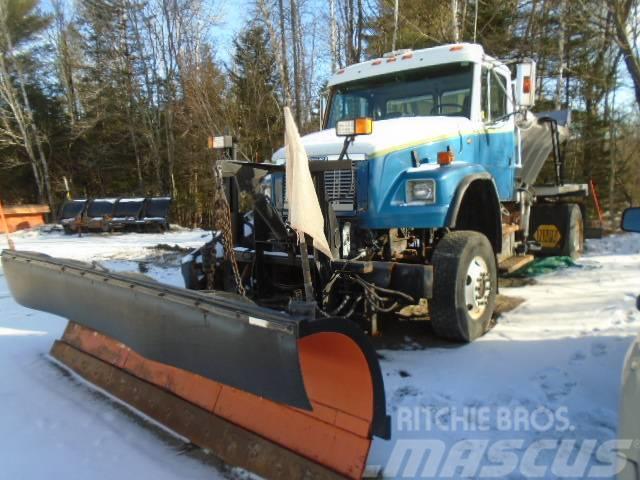 Freightliner FL 80 Snow blades and plows