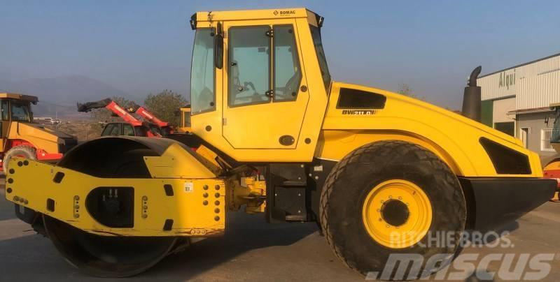 Bomag BW 211 D-4 Single drum rollers