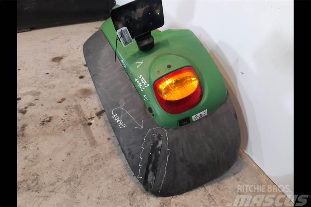 John Deere 6920 Rear Fender Chassis and suspension