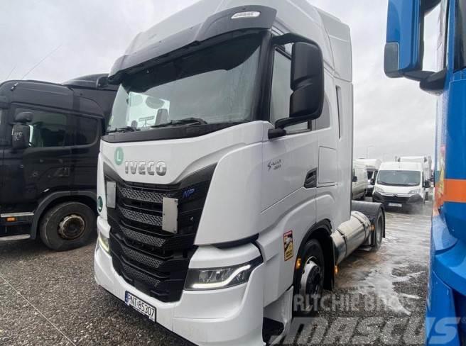 Iveco AS 440 S46 S-Way MR`20 E6d 18.0t Chassis Cab trucks