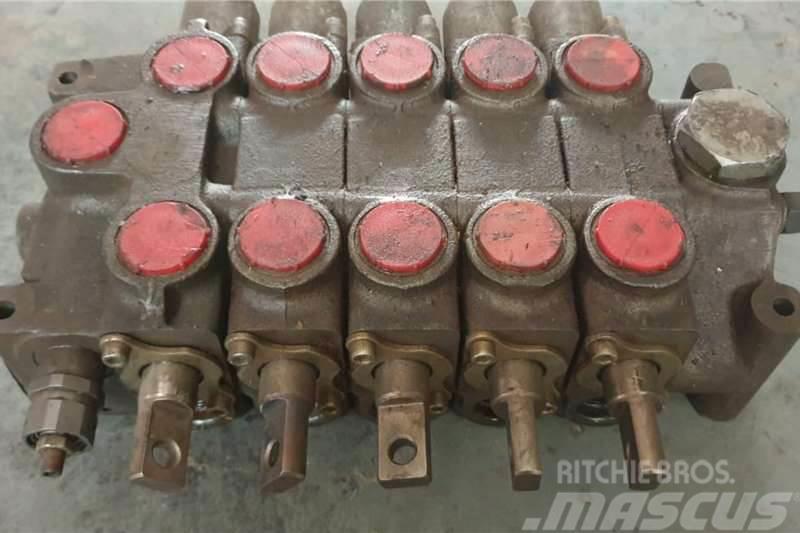  Hydraulic Directional Control Valve Bank Other trucks