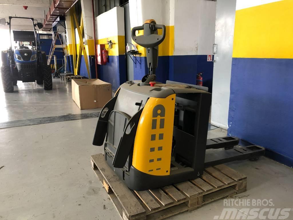 Atlet PLP200P Low lifter with platform