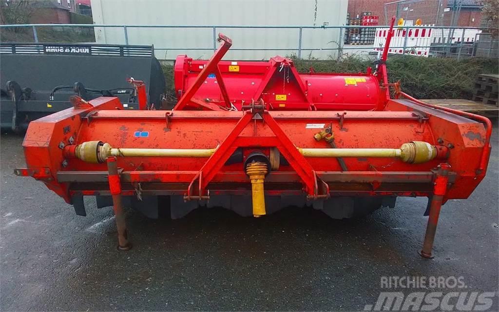 Grimme KS 3000 Haulm toppers