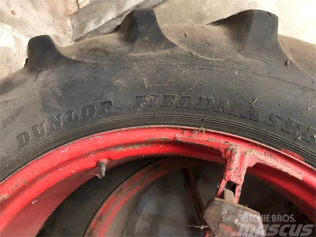 Dunlop Fieldmax 13.6/12-38 dubbellucht Tyres, wheels and rims