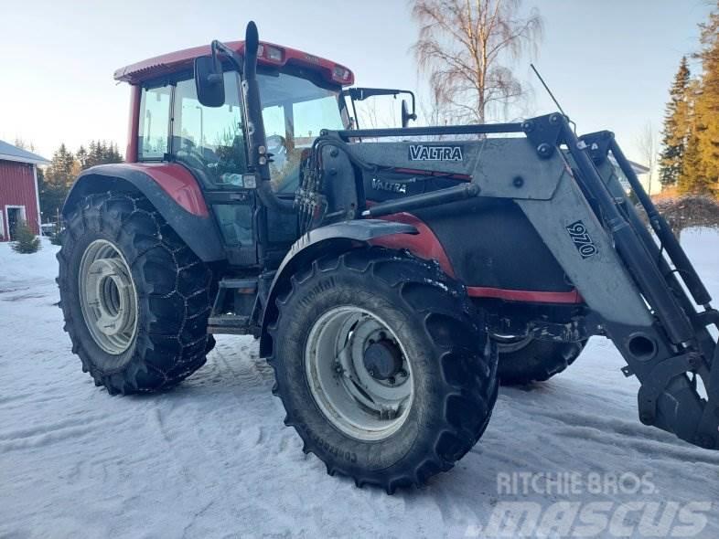 Valtra T120 Tractors