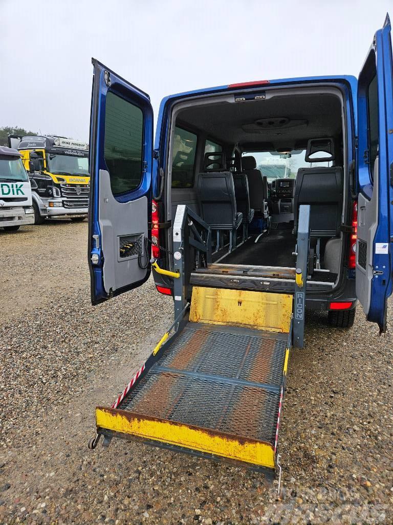 Volkswagen Crafter 2.5 TDI with lift for wheelchair Mini buses