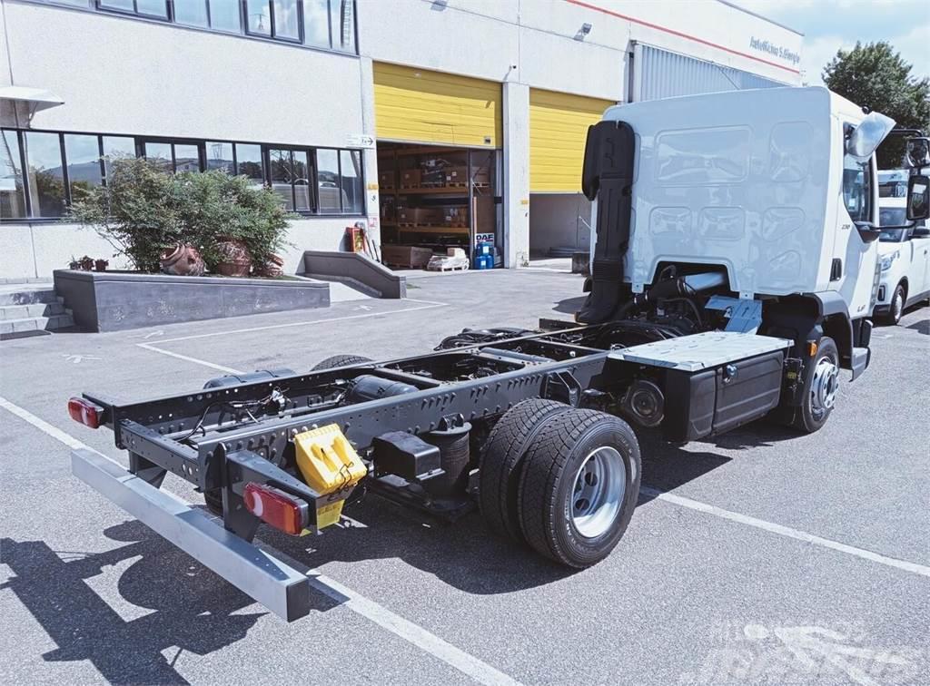 DAF LF 230 FA Chassis and suspension