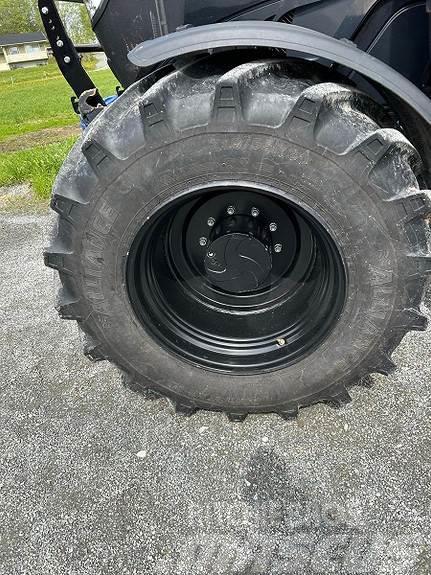  Hjul par: Alliance agristar 710/55R30 svart DW23 Tractors