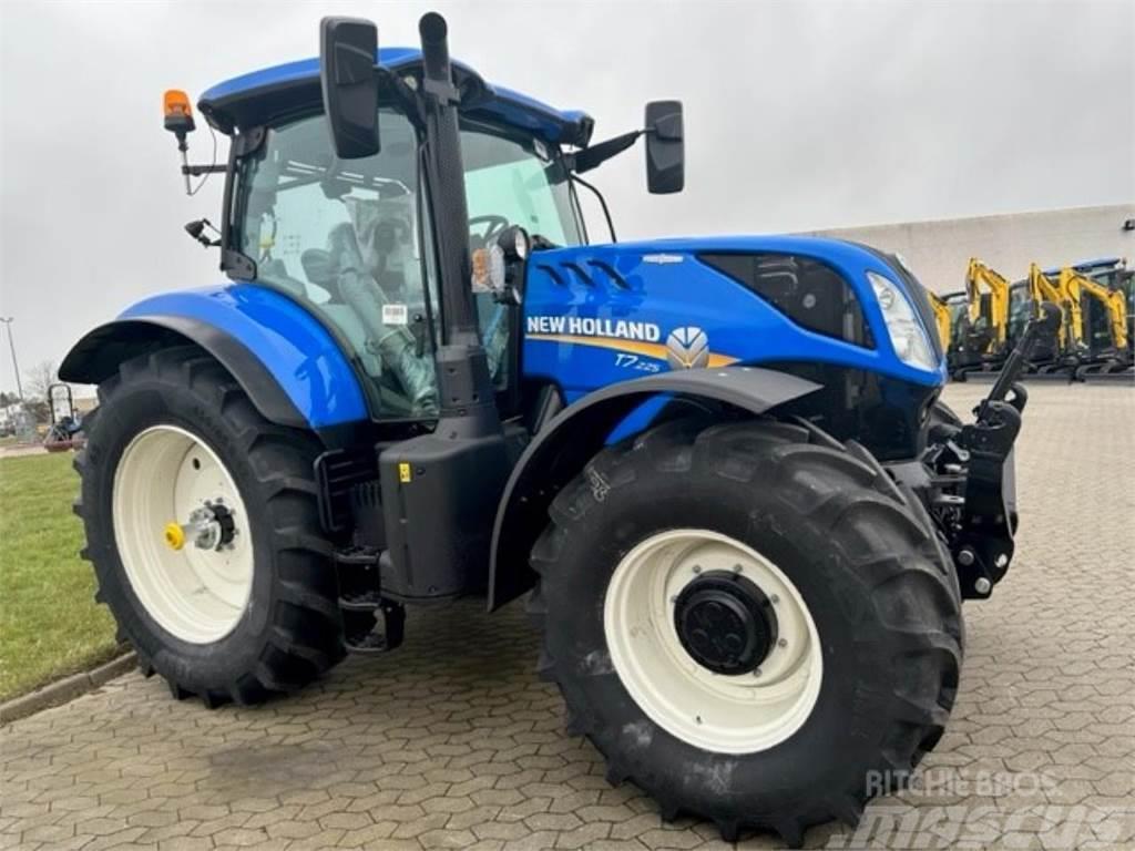 New Holland T7.225 AC STAGE V Tractors