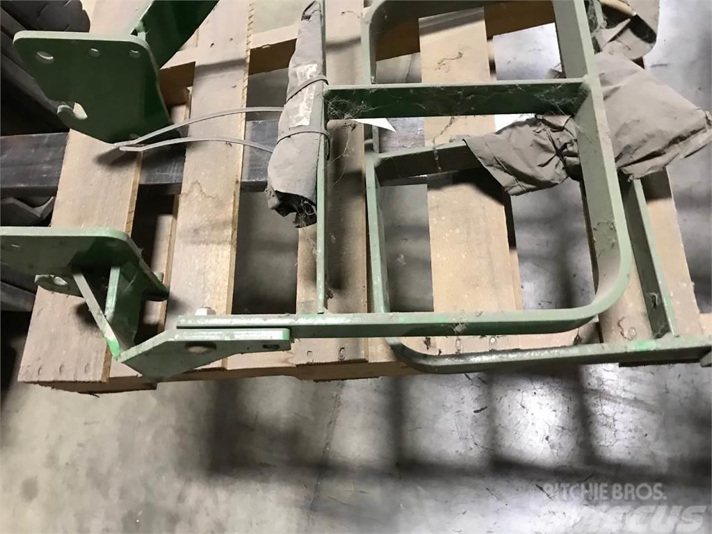 John Deere BW15049 new Hood Guard Other agricultural machines