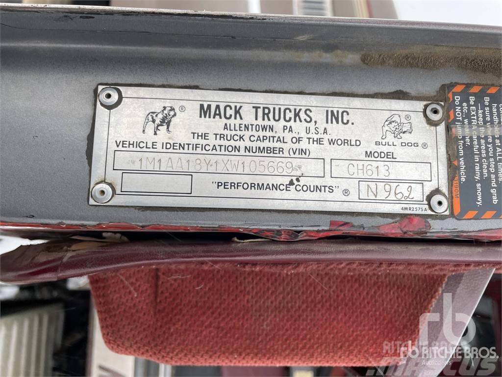 Mack CH613 Tractor Units