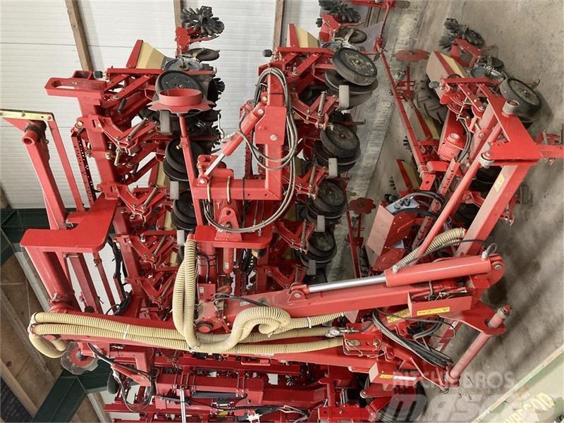 Kverneland UNICORN 18 Rækket SD Precision sowing machines