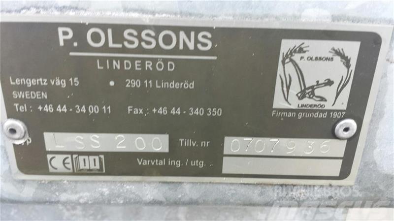  - - -  P Olssons. LSS 200 Sand and salt spreaders
