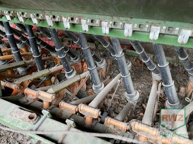 Amazone D25 07 Special Combination drills