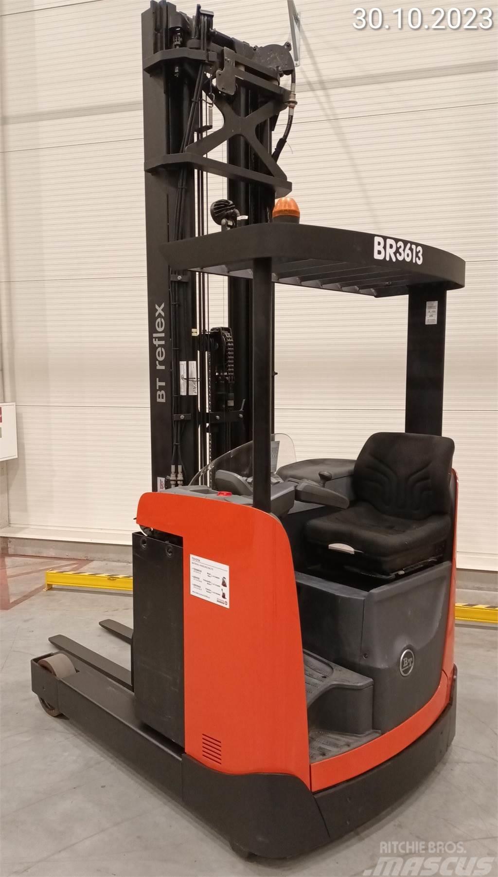 BT RRE140B Reach trucks