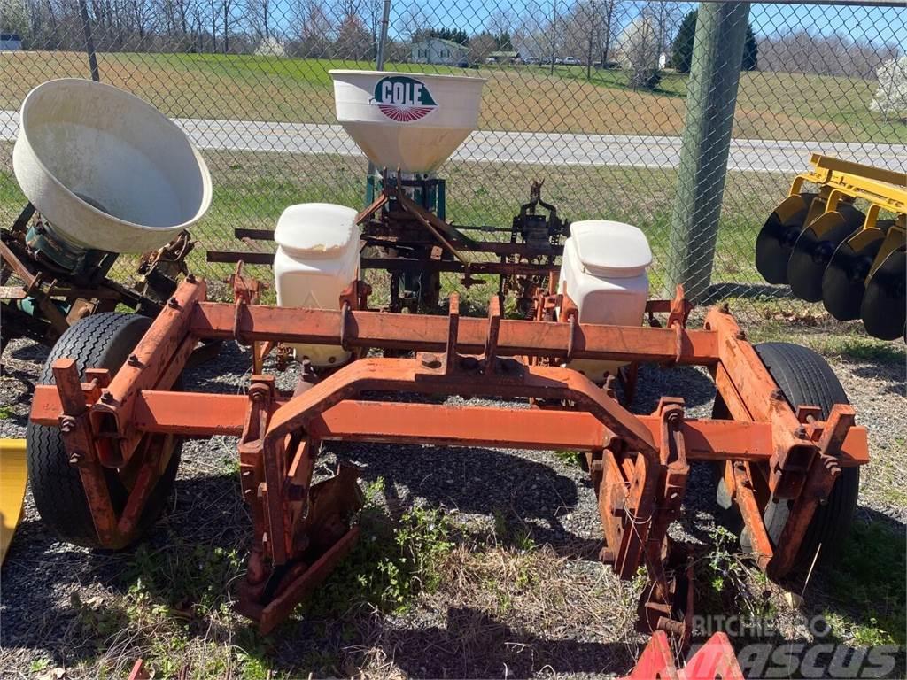 Allis Chalmers 2-Row No Till Planter Other