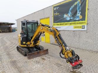 CAT 302.7 CR