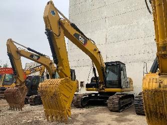 CAT 323 D L