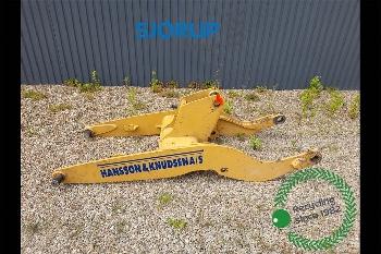 CAT 906 M