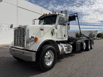 Peterbilt 365