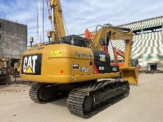 CAT 320 D