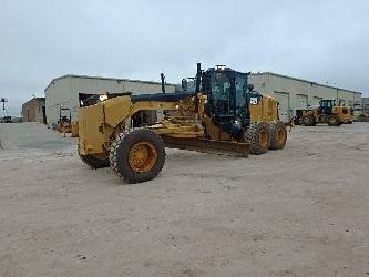 CAT 140 M 3