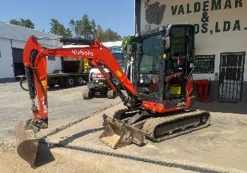 Kubota U 27-4