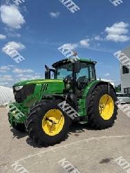 John Deere 6215R