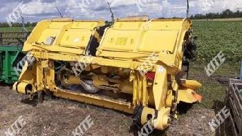 New Holland MF 875W
