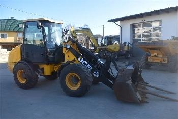 JCB 406