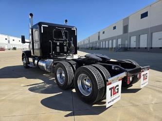 Peterbilt 567