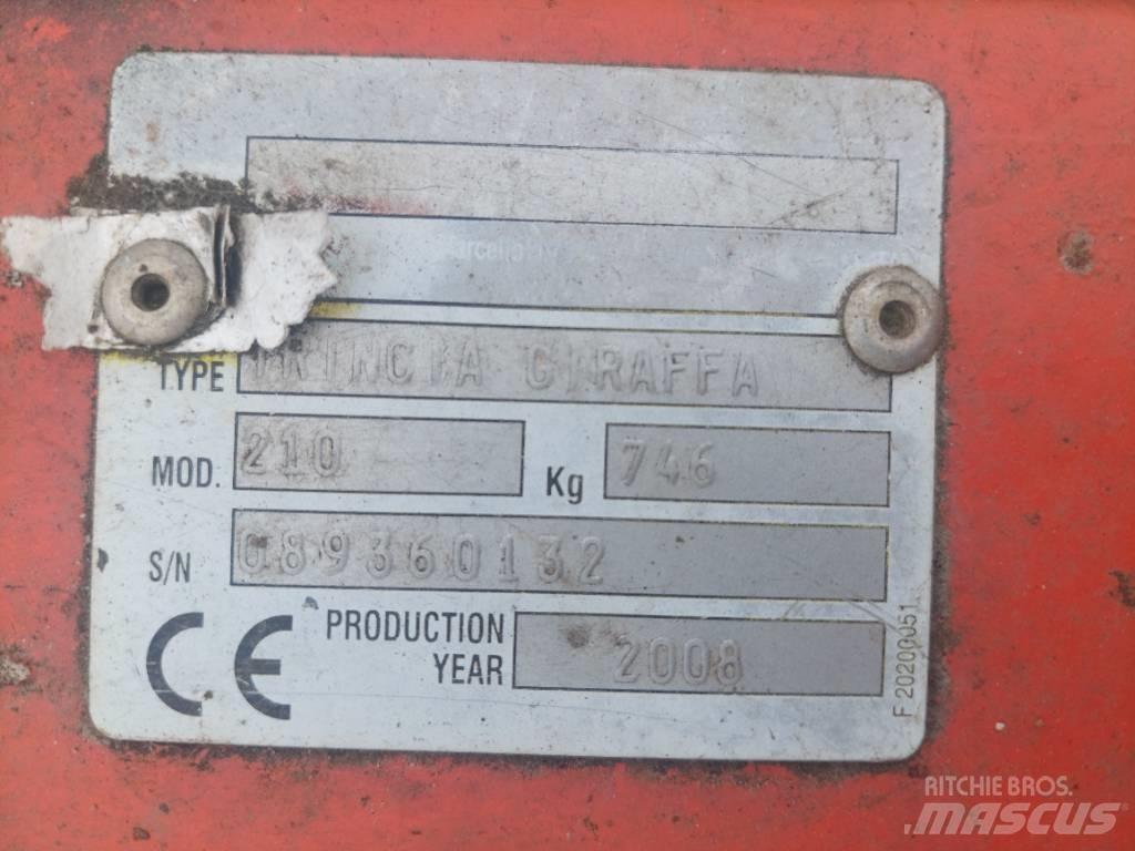 Maschio Giraffa 210 Gadanheiras e cortadores de folhas para pastos