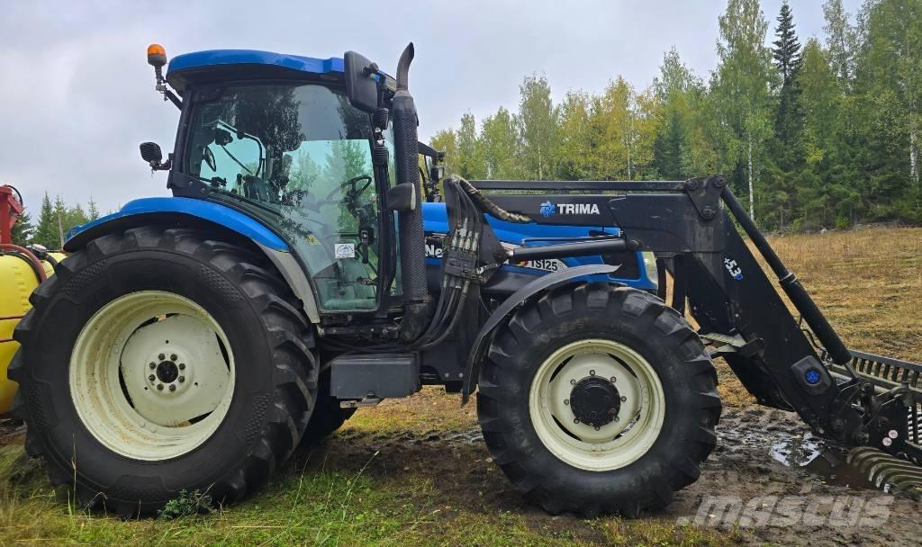 New Holland TS 125 A Tratores Agrícolas usados