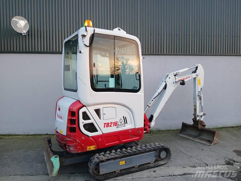 Takeuchi TB 216 Mini Escavadoras <7t