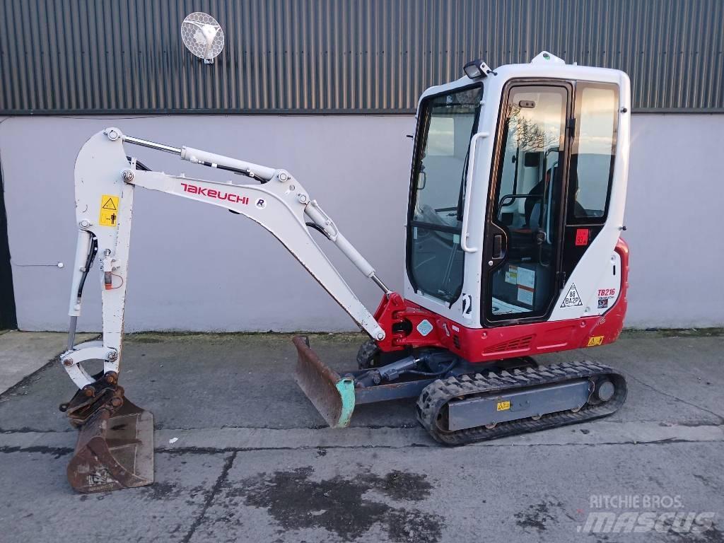 Takeuchi TB 216 Mini Escavadoras <7t