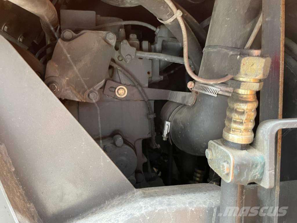 ABG TITAN 2820 Pavimentadoras de asfalto