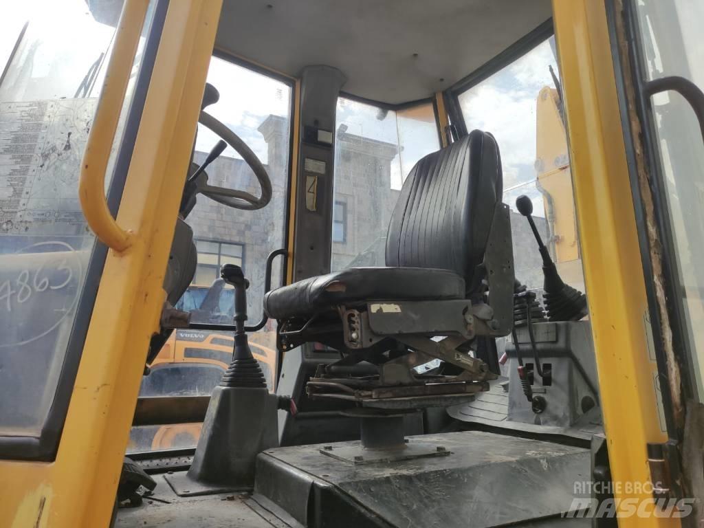 Komatsu WB 92 A Retroescavadoras