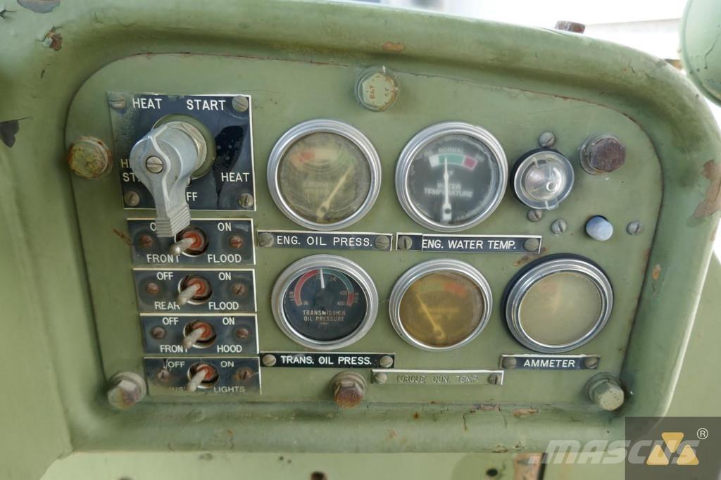 CAT D7F Ex-army Dozers - Tratores rastos