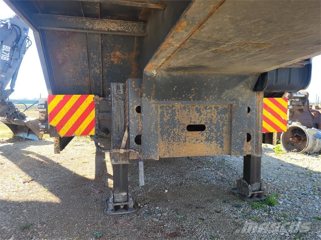  ALPSAN SCP 329 Camiões de chassis e cabine