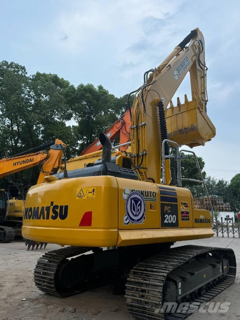 Komatsu PC 200-8 Escavadoras Midi 7t - 12t