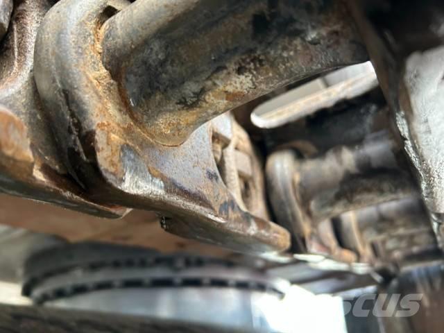 Hitachi ZX 210 LC-3 Escavadoras de rastos