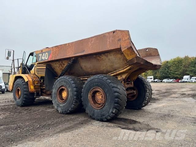CAT 740 Camiões articulados