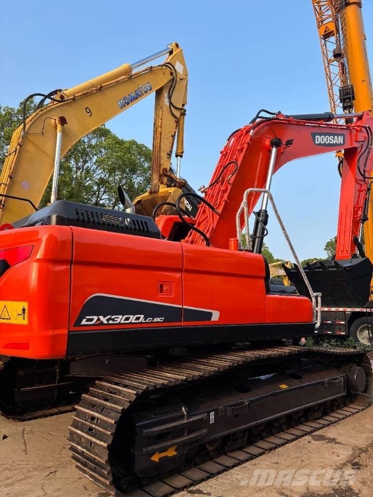 Doosan DX300LC-9C Escavadoras de rastos