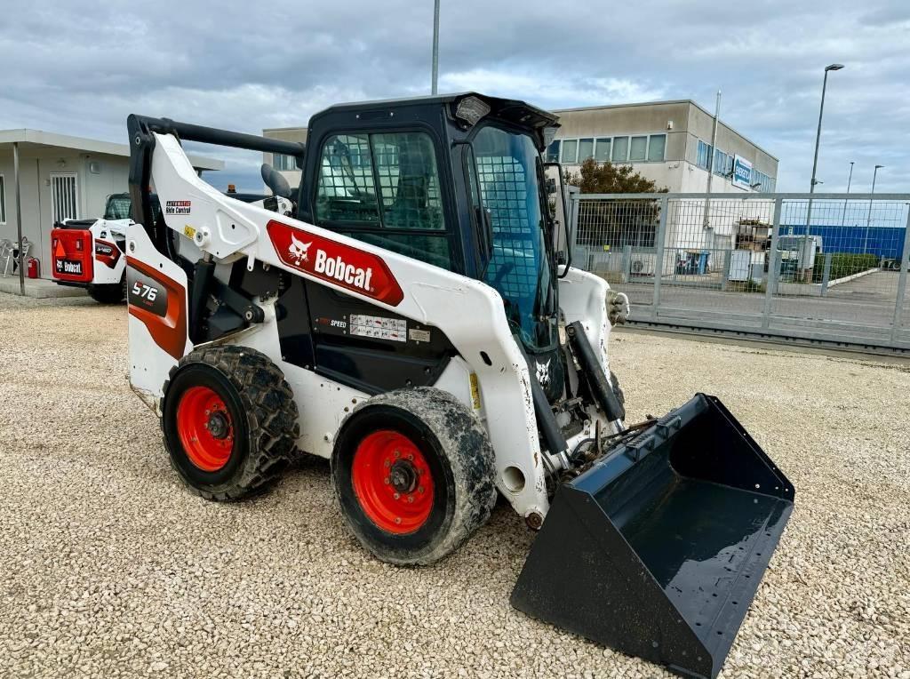 Bobcat S 76 Carregadoras de direcção deslizante
