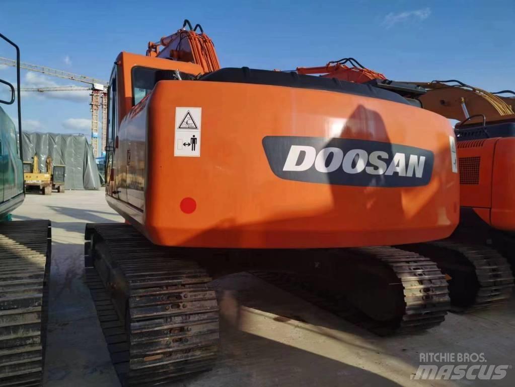 Doosan DH 220 Escavadoras de rastos